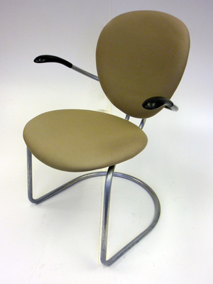Allermuir Bug light green cantilever conference chair