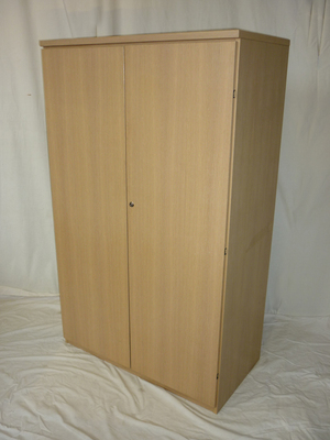 President 1650mm high light oak double door cupboard