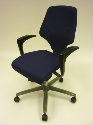 Giroflex 647078 task chair