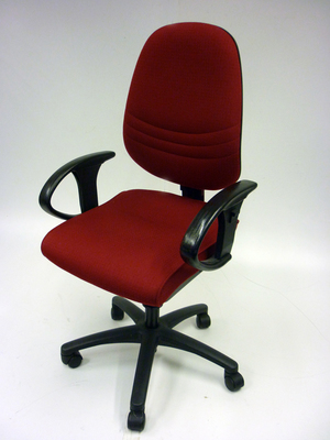 Red Senator Task chair with adjustable arms