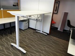 White OMT Height Adjustable Desk