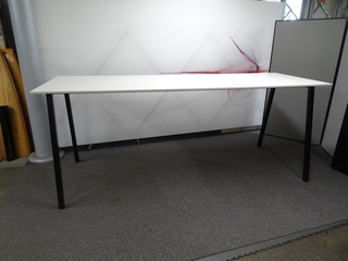 additional images for 2800w mm Techo Tall Breakout Table