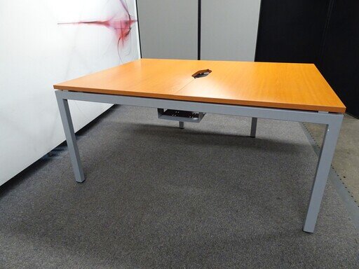 1200w mm Bench Desks with Cherry Top