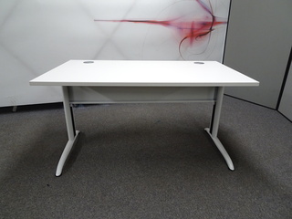 additional images for 1400w mm White Freestanding Desk
