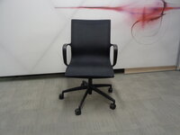 additional images for Black Meeting Chair
