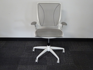 additional images for Humanscale Diffrient World Mesh Operator Chair Grey & White