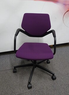 additional images for Konig + Neurath Nook Meeting Chair in Purple