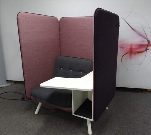 Konig  Neurath NETWORKPLACE Single Person Booth