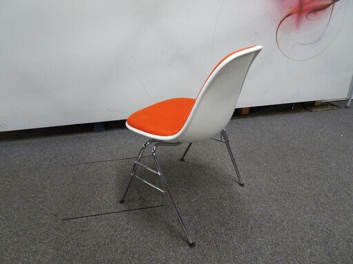 Vitra Eames Side Chair DSS in White amp Orange