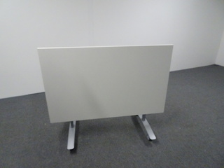 additional images for 1300w mm Flip Top Table