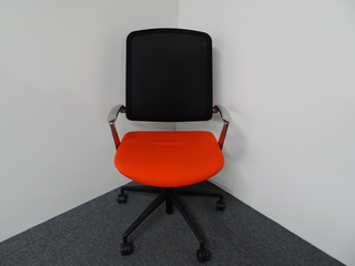 additional images for Boss Design Trinetic Task Chair in Black and Orange