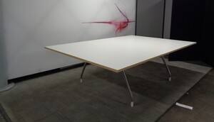 additional images for 2400 x 1600mm White / Maple Edge Boardroom Table
