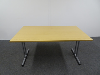 additional images for 1400w mm Folding Table with Maple Top
