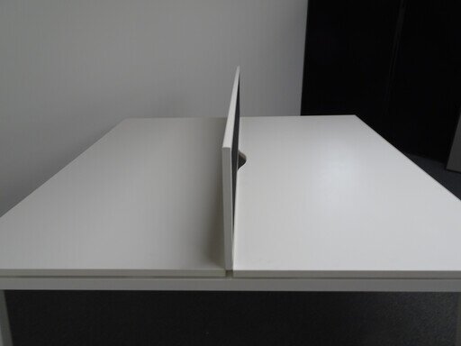 1600w mm White Bench Desk with Black Screens