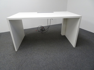 additional images for 1400w mm Freestanding Desk in White