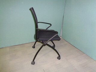 Hayworth Comforto 99 Nesting Meeting Chair in Black