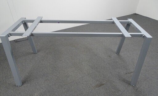 1600w mm Elite Linnea Desk Grey Frame