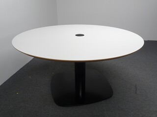 additional images for 1500dia mm Circular Meeting Table with Pop Up Socket