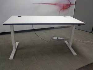 additional images for Veyhl Electric Sit / Stand Desk
