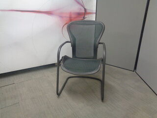 additional images for Herman Miller Aeron Cantilever Chair Green Mesh