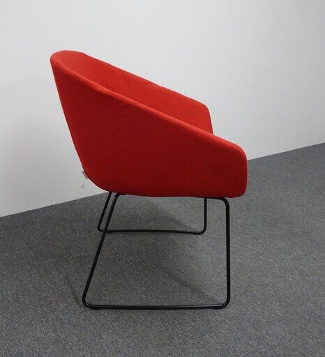 Ahrend Hesta Visitor Chair in Red