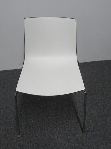 Arper Catifa 46 Bicoloured Chair in Black amp White