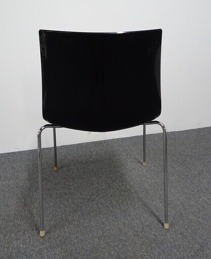 Arper Catifa 46 Bicoloured Chair in Black amp White