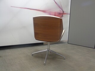 Boss Design Kruze Lounge Swivel Chair White  Oak