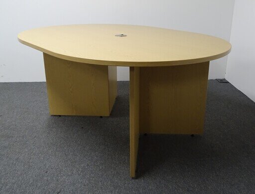 1600w mm Oak Oval Meeting Table