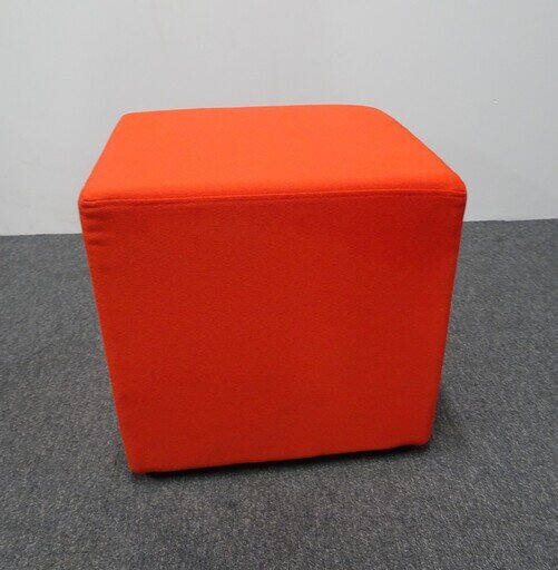 470sq mm Red Square Pouf