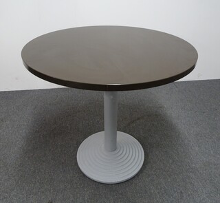 additional images for 800dia mm Frovi Table with Circular Brown Top