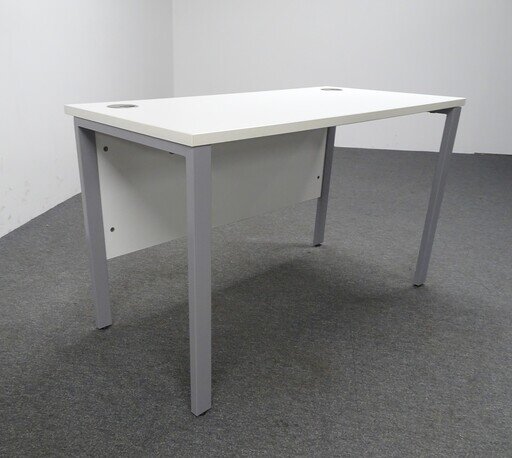 1200w mm Small White Freestanding Desk