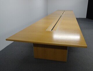 6000w mm Large Sven Boardroom Table