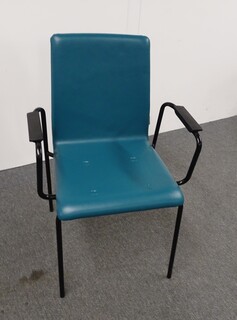 additional images for Narbutas Moon Meeting Chair in Green