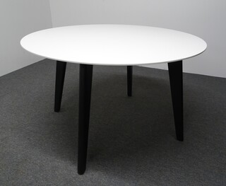 additional images for 1200dia mm Circular Table with White Top