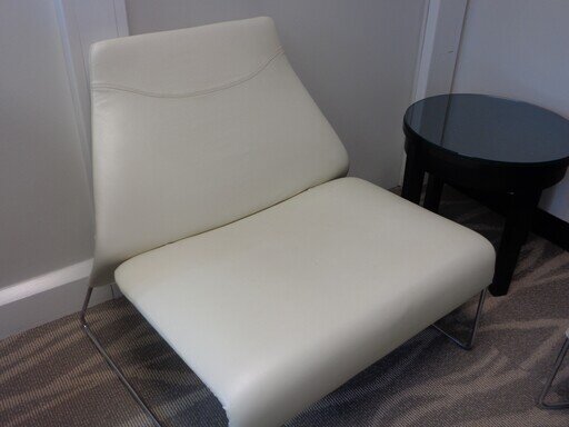 BampB Italia Cream Leather Lazy 05 Chair 