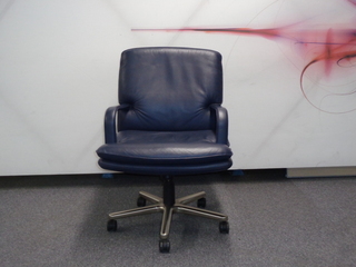 additional images for Vintage Geiger Brickel MD5180 Chair in Blue Leather