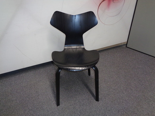 additional images for Fritz Hansen Grand Prix Chair in Black