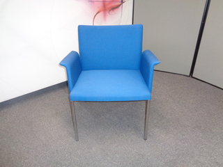 additional images for Brunner Fina Lounge Chair in Blue