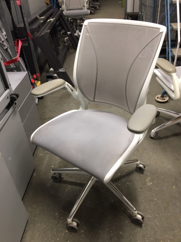 additional images for White grey Humanscale Diffrient World task chair