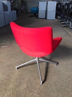 Red Boss Design Jolly breakout chair