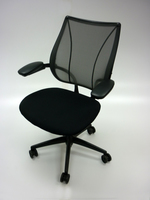 additional images for Humanscale Liberty black fabric and mesh task chairs (CE)