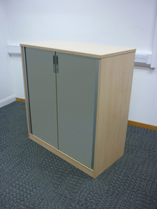 additional images for 1100mm high Ofquest maple tambour cupboard