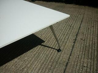 4200x1800mm white Orangebox Pars table