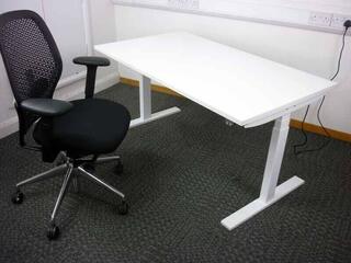 1100-1800mm wide electric height adjustable desks with choice of top