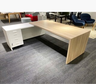 additional images for Quadrifoglio T45 L Shaped Desk with Return & Pedestal