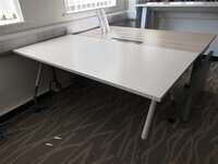additional images for 1600w mm Vitra Ad Hoc White Desk