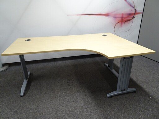 1800w mm Maple Corner Desk