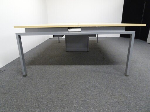 1200-1800w mm Grey Frame Bench Desks