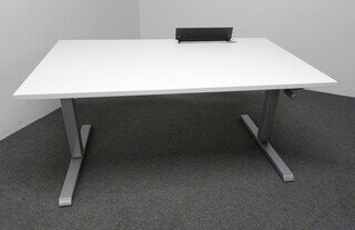 1600w mm Manual Height Adjustable Sit Stand Desk